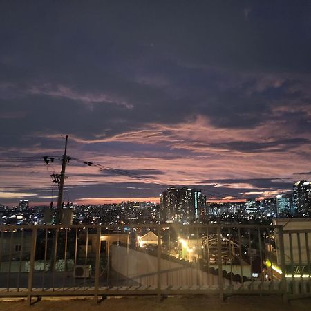 Newly Renovated 2 Bedroom Apartment #7 Seoul Bagian luar foto