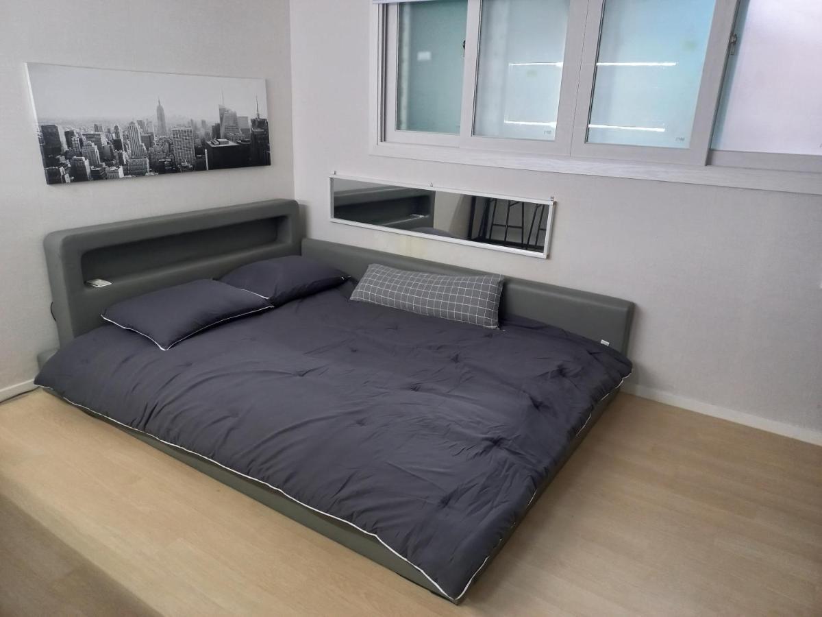 Newly Renovated 2 Bedroom Apartment #7 Seoul Bagian luar foto